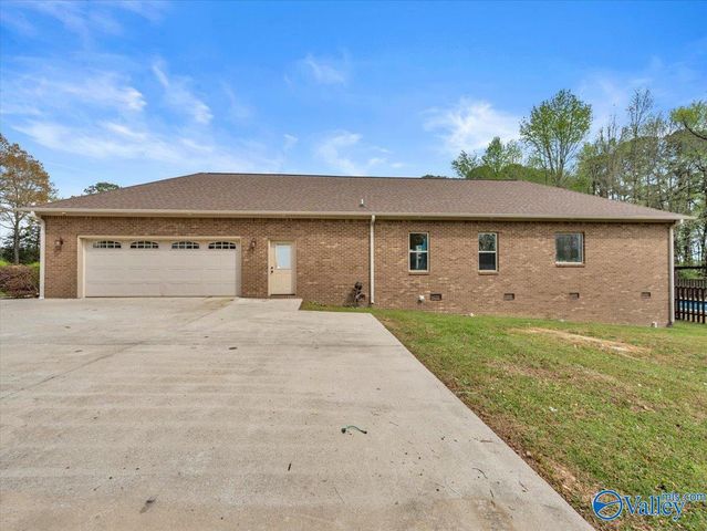 19100 Moyers Road, Athens, AL 35611
