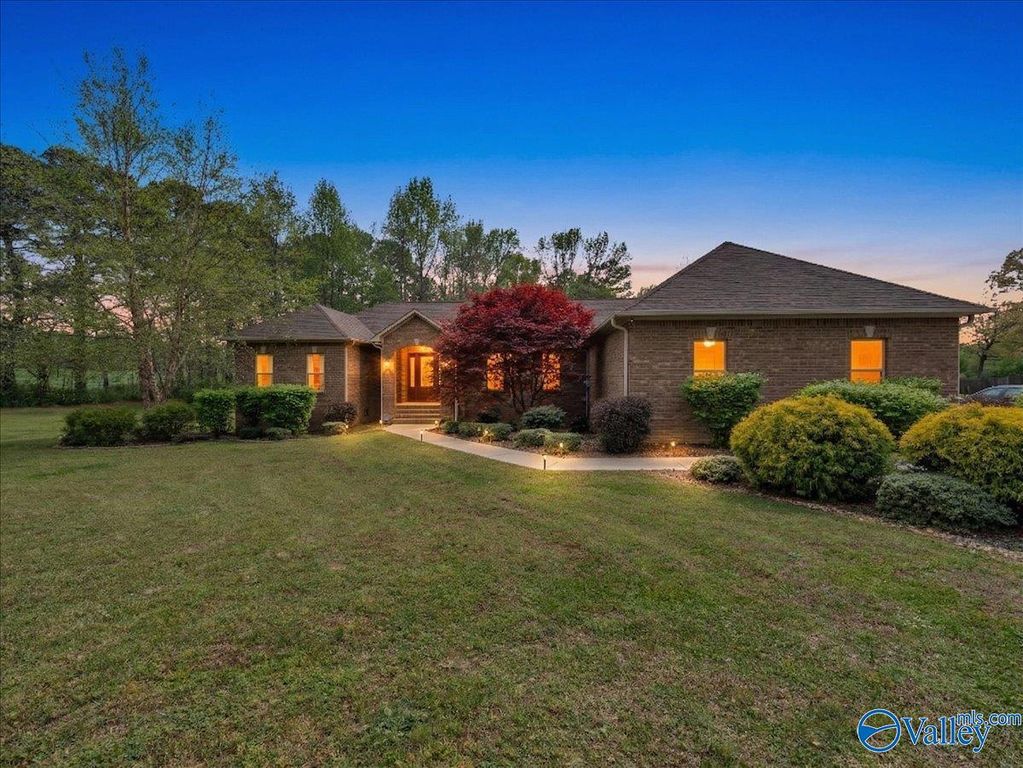 19100 Moyers Road, Athens, AL 35611