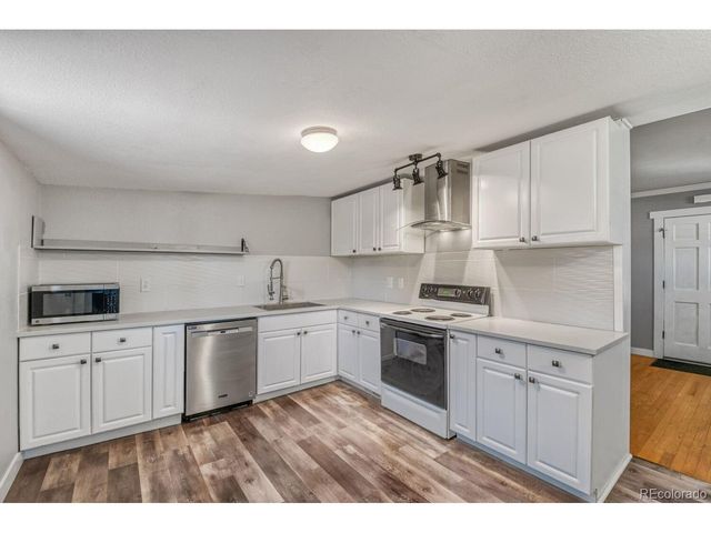 4218 S Cherokee St, Englewood, CO 80110