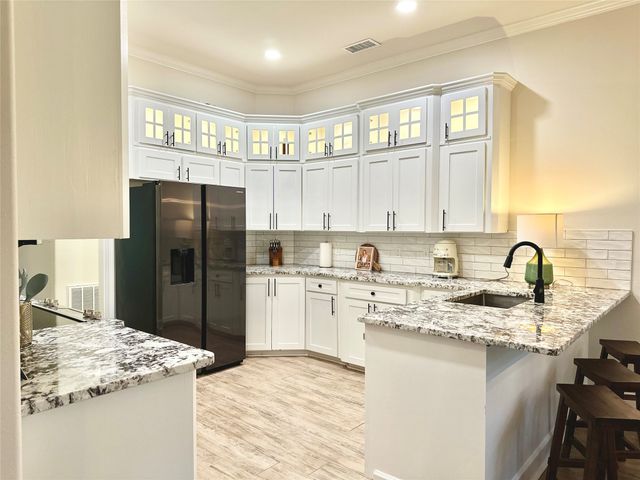 107 Spy Glass Hill Drive, Benton, LA 71006