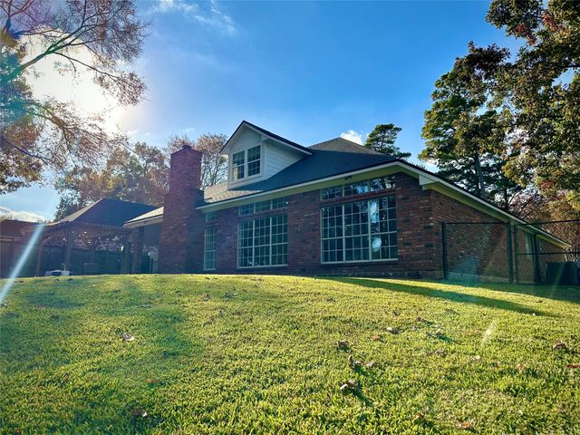 107 Spy Glass Hill Drive, Benton, LA 71006