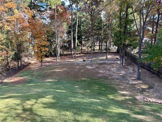 107 Spy Glass Hill Drive, Benton, LA 71006