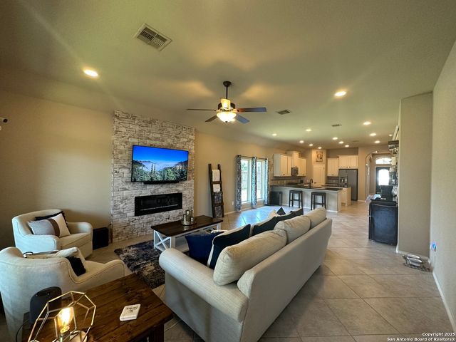 8427 LAJITAS BND, San Antonio, TX 78254