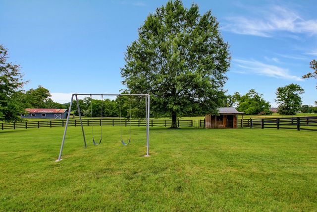 1576 Old Hillsboro Rd, Franklin, TN 37069