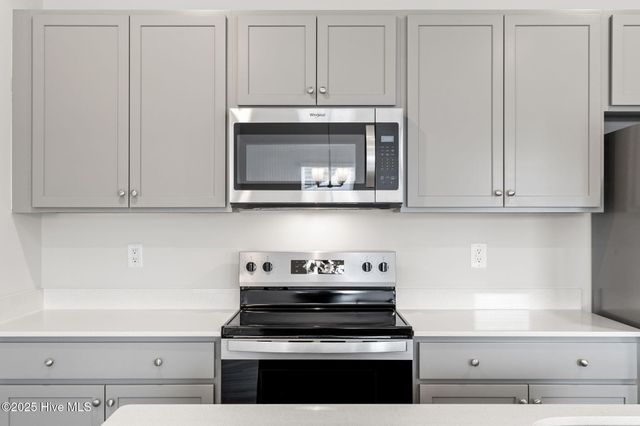 108 Muscadine Drive, Jacksonville, NC 28546