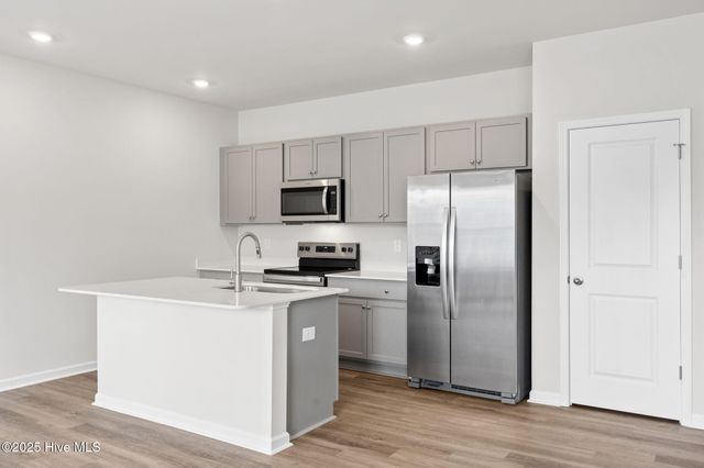 108 Muscadine Drive, Jacksonville, NC 28546