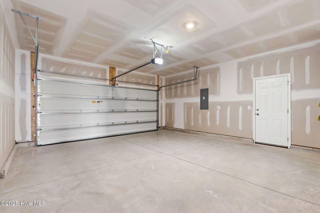 108 Muscadine Drive, Jacksonville, NC 28546