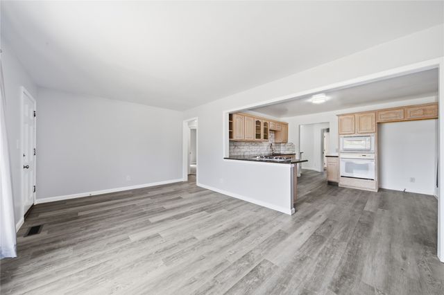 1214 N New Haven Avenue, Tulsa, OK 74115