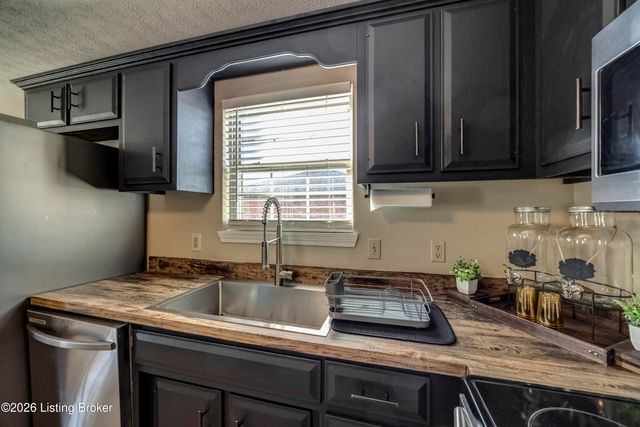 120 Purcell Ave, Bardstown, KY 40004