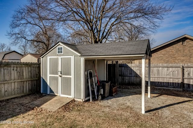 120 Purcell Ave, Bardstown, KY 40004