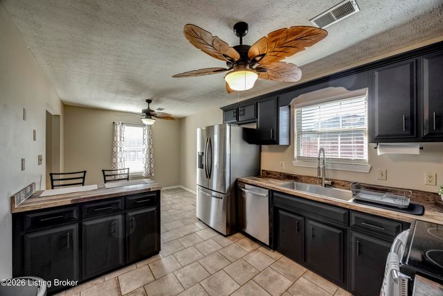 120 Purcell Ave, Bardstown, KY 40004