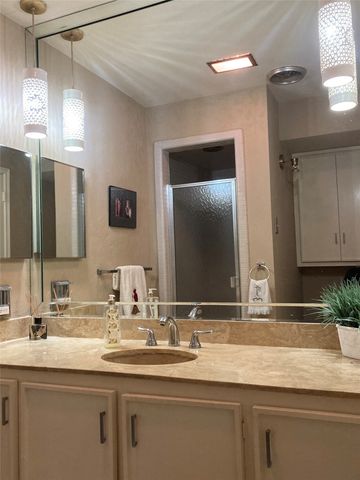 11332 Park Central Place B, Dallas, TX 75230