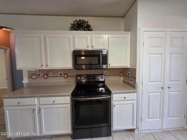 4251 WOODLEY CREEK Road, Jacksonville, FL 32218