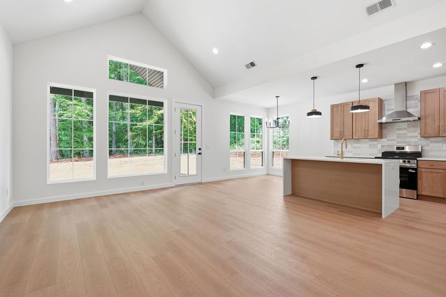 2845 Melvin Hill Road, Campobello, SC 29322