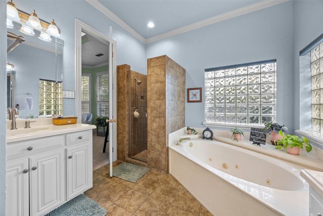 3 Katie Court, Mansfield, TX 76063