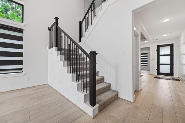 16202 Bluegill Drive, Cypress, TX 77433