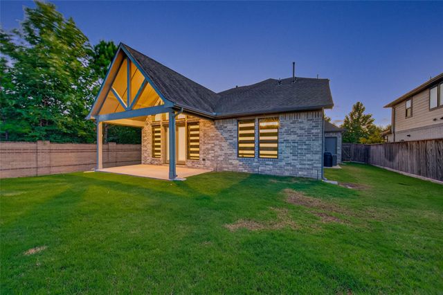 16202 Bluegill Drive, Cypress, TX 77433