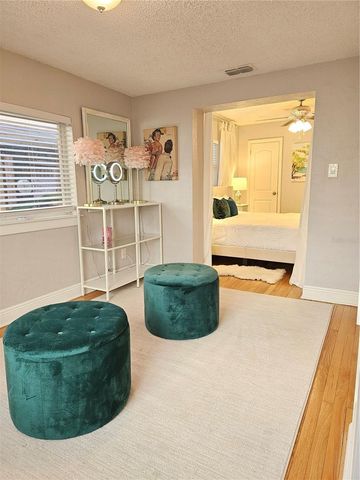 2035 28TH AVENUE N, St Petersburg, FL 33713