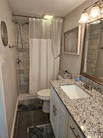 2035 28TH AVENUE N, St Petersburg, FL 33713