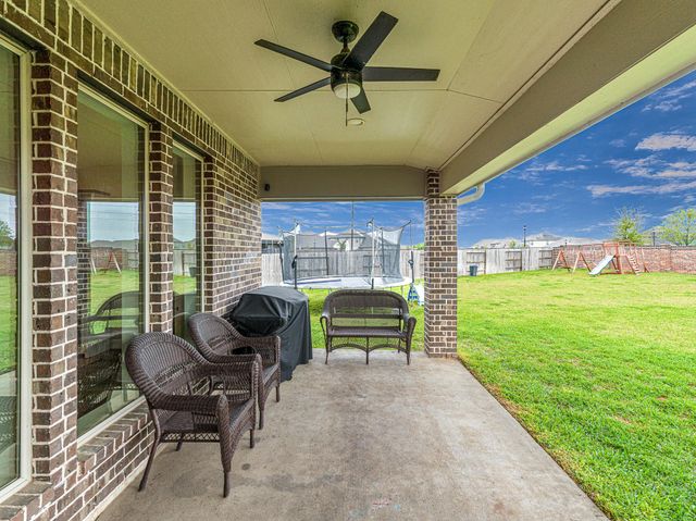 608 Malibu Pines Drive, Katy, TX 77493
