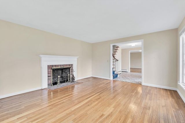 20 Howland Lane, Sandwich, MA 02537