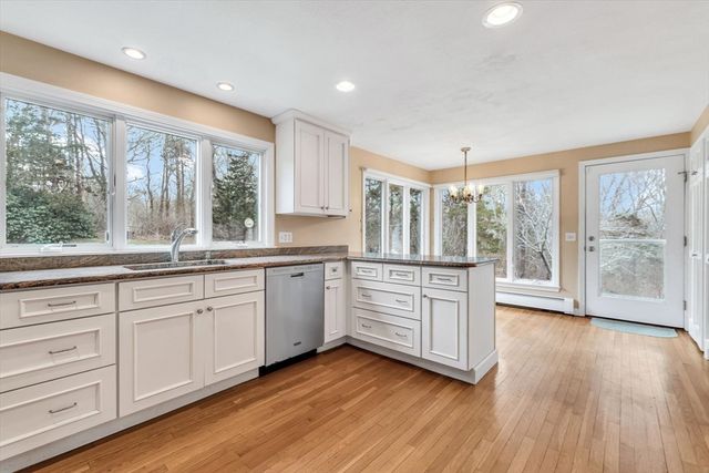 20 Howland Lane, Sandwich, MA 02537