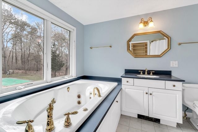 20 Howland Lane, Sandwich, MA 02537