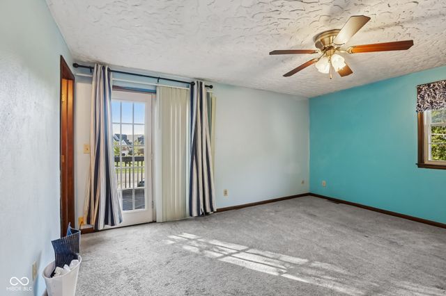 1500 W McKenzie Road, Greenfield, IN 46140