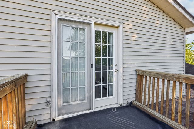 1500 W McKenzie Road, Greenfield, IN 46140