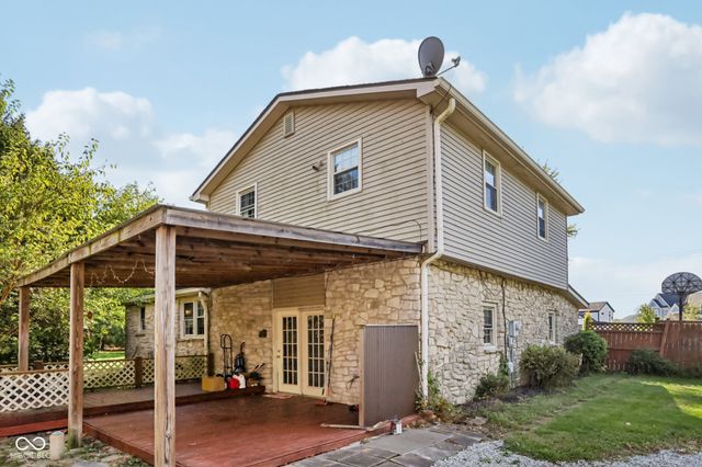 1500 W McKenzie Road, Greenfield, IN 46140