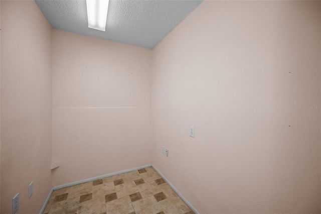 6525 PINE WALK DRIVE, New Port Richey, FL 34655