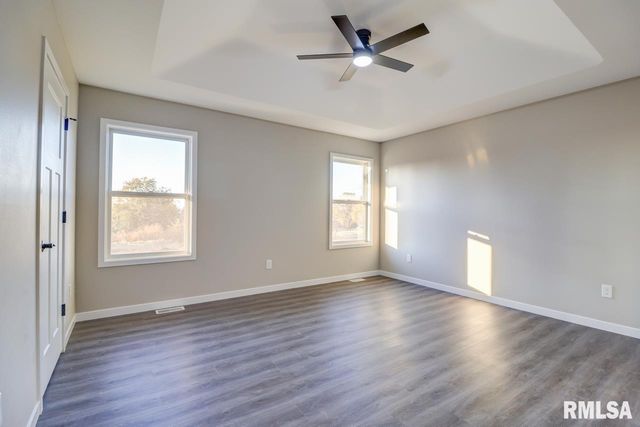 1024 11TH Avenue, Fulton, IL 52732