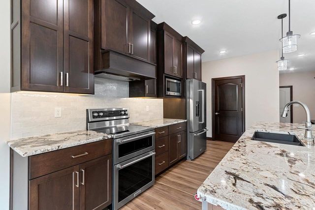 2534 N STELLITA CIRCLE, De Pere, WI 54115