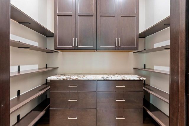 2534 N STELLITA CIRCLE, De Pere, WI 54115