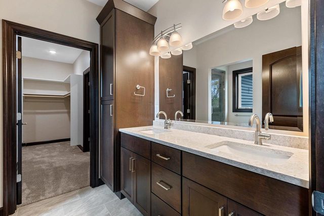 2534 N STELLITA CIRCLE, De Pere, WI 54115