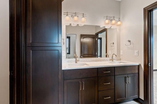 2534 N STELLITA CIRCLE, De Pere, WI 54115