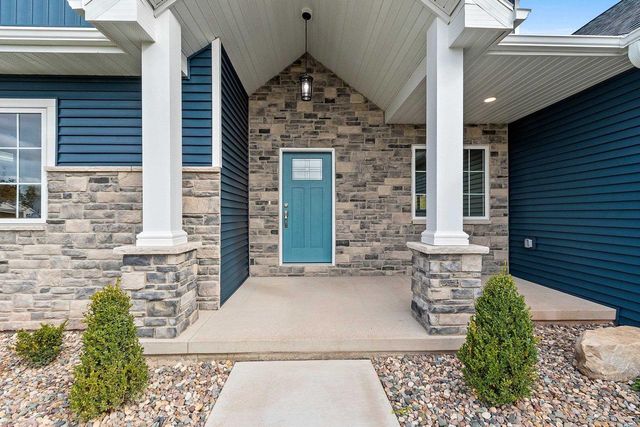 2534 N STELLITA CIRCLE, De Pere, WI 54115