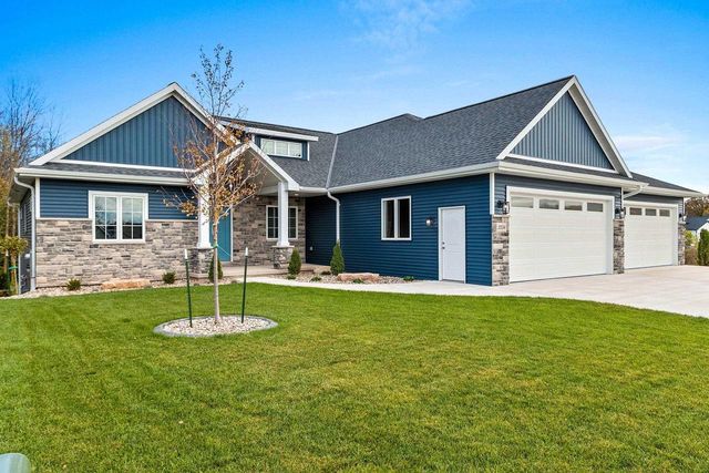 2534 N STELLITA CIRCLE, De Pere, WI 54115