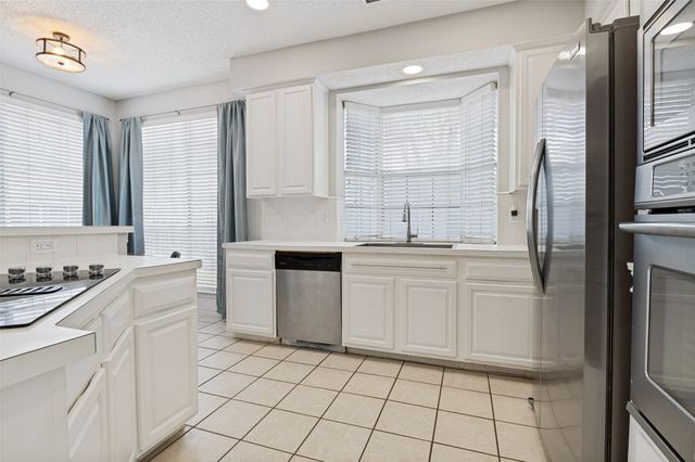 8714 Saddlehorn Drive, Irving, TX 75063