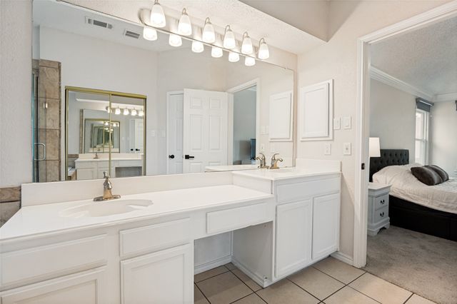 8714 Saddlehorn Drive, Irving, TX 75063