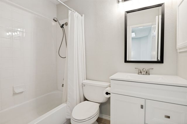 8714 Saddlehorn Drive, Irving, TX 75063