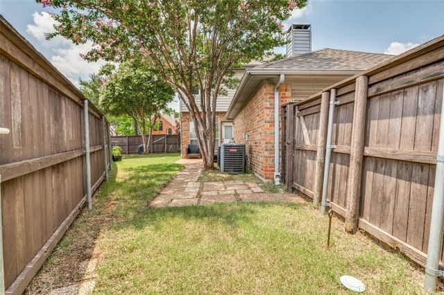8714 Saddlehorn Drive, Irving, TX 75063