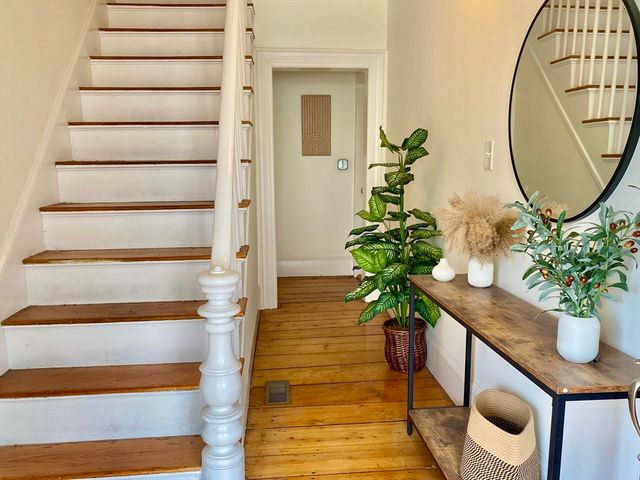 30 Maple Ave 2, North Andover, MA 01845