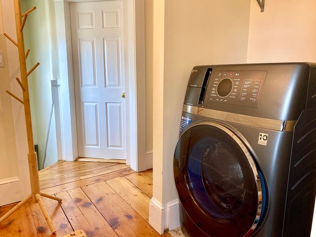 30 Maple Ave 2, North Andover, MA 01845