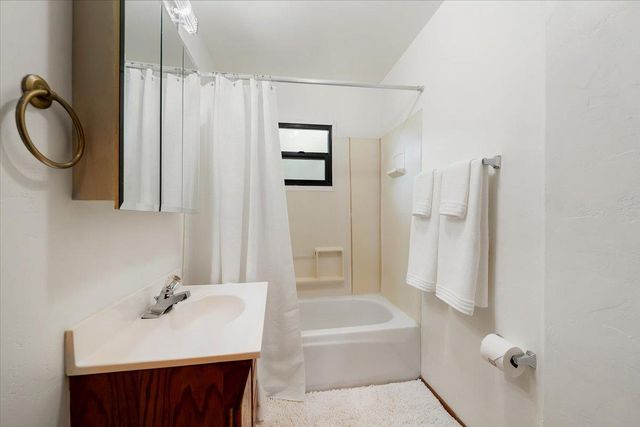 303 Live Oak St, Auburn, CA 95603