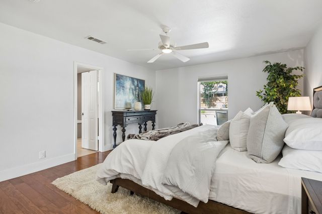 10 Valley Wood Court, Trophy Club, TX 76262
