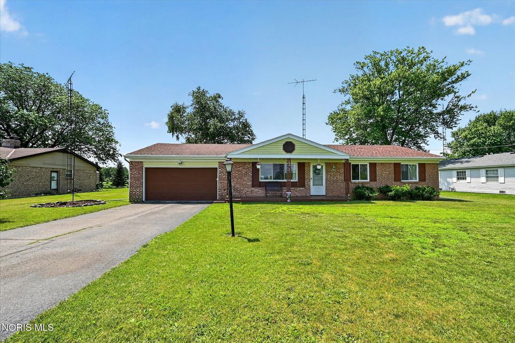 2897 County Road H, Swanton, OH 43558