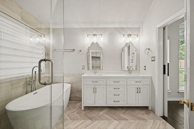 2418 Blue Water Bay Drive, Katy, TX 77494