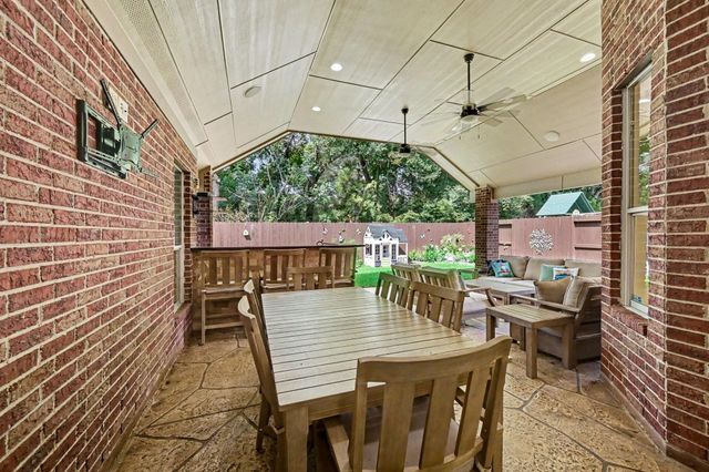 2418 Blue Water Bay Drive, Katy, TX 77494