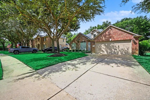 2418 Blue Water Bay Drive, Katy, TX 77494